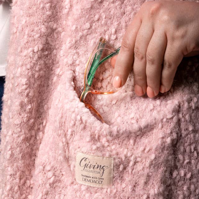 The Giving Shawl - Pink