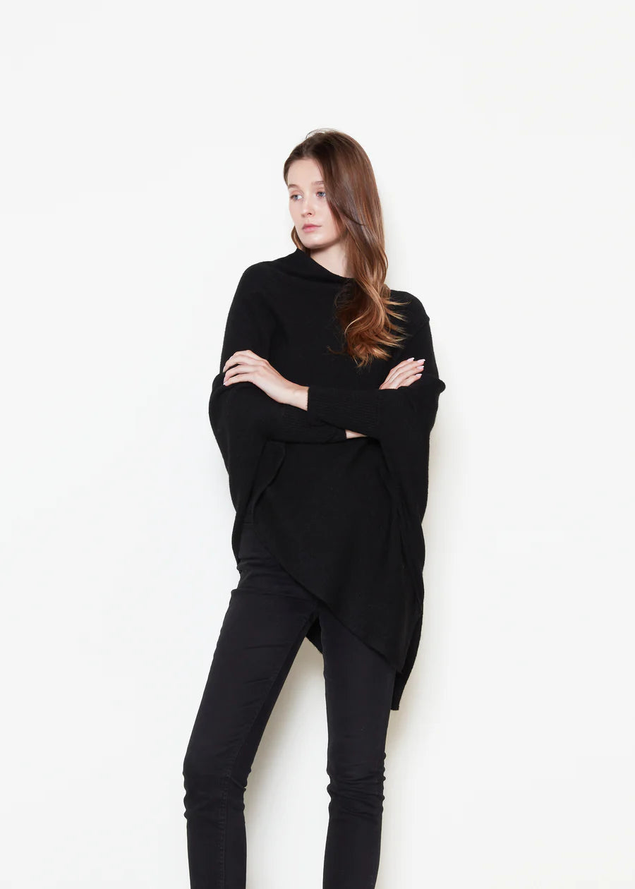 Triangle Poncho with Sleeves