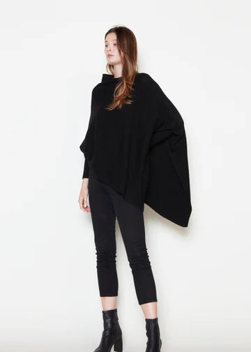 Triangle Poncho with Sleeves