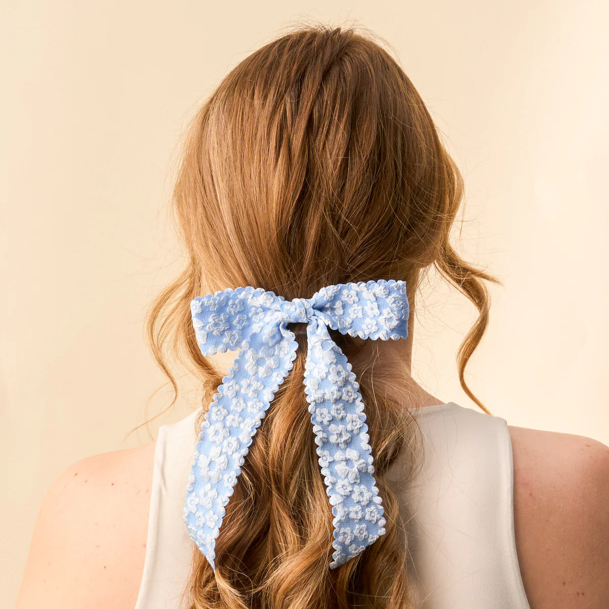 Flower Scallop Bow