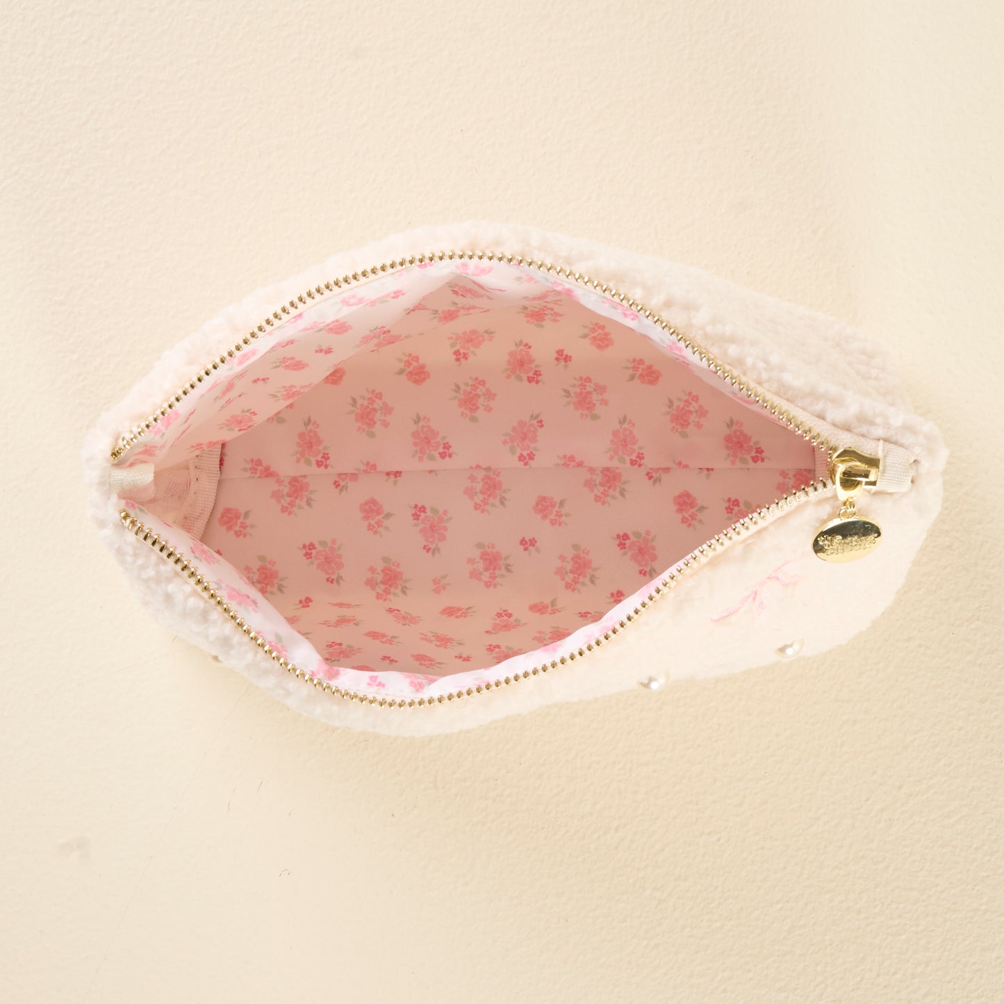 Circle Teddy Pouch