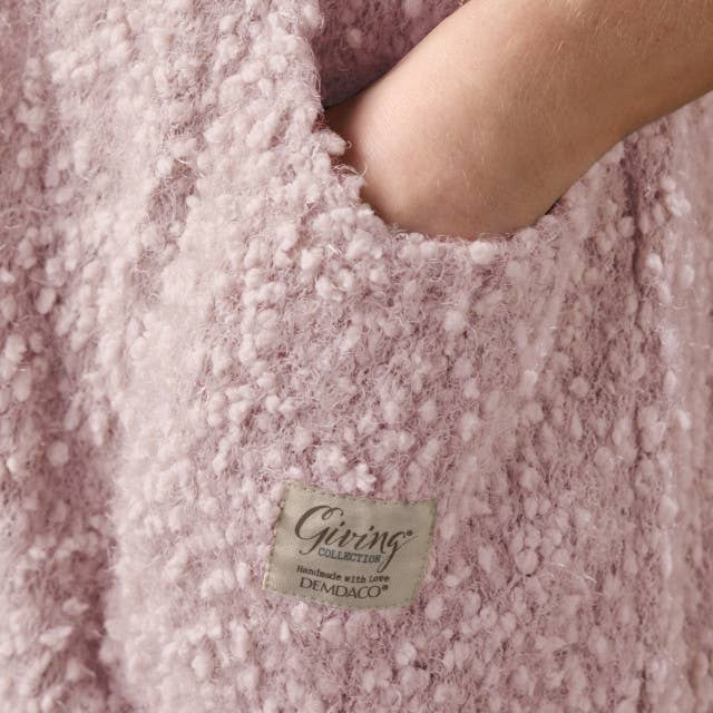 The Giving Shawl - Pink