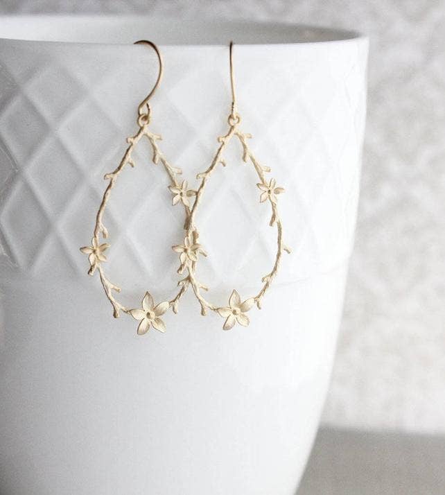 A Pocket of Posies - Twig and Flower Hoop Earrings: Gold