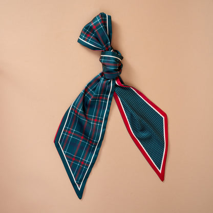 Twirl & Tie Scarf Accessory Christmas Edition