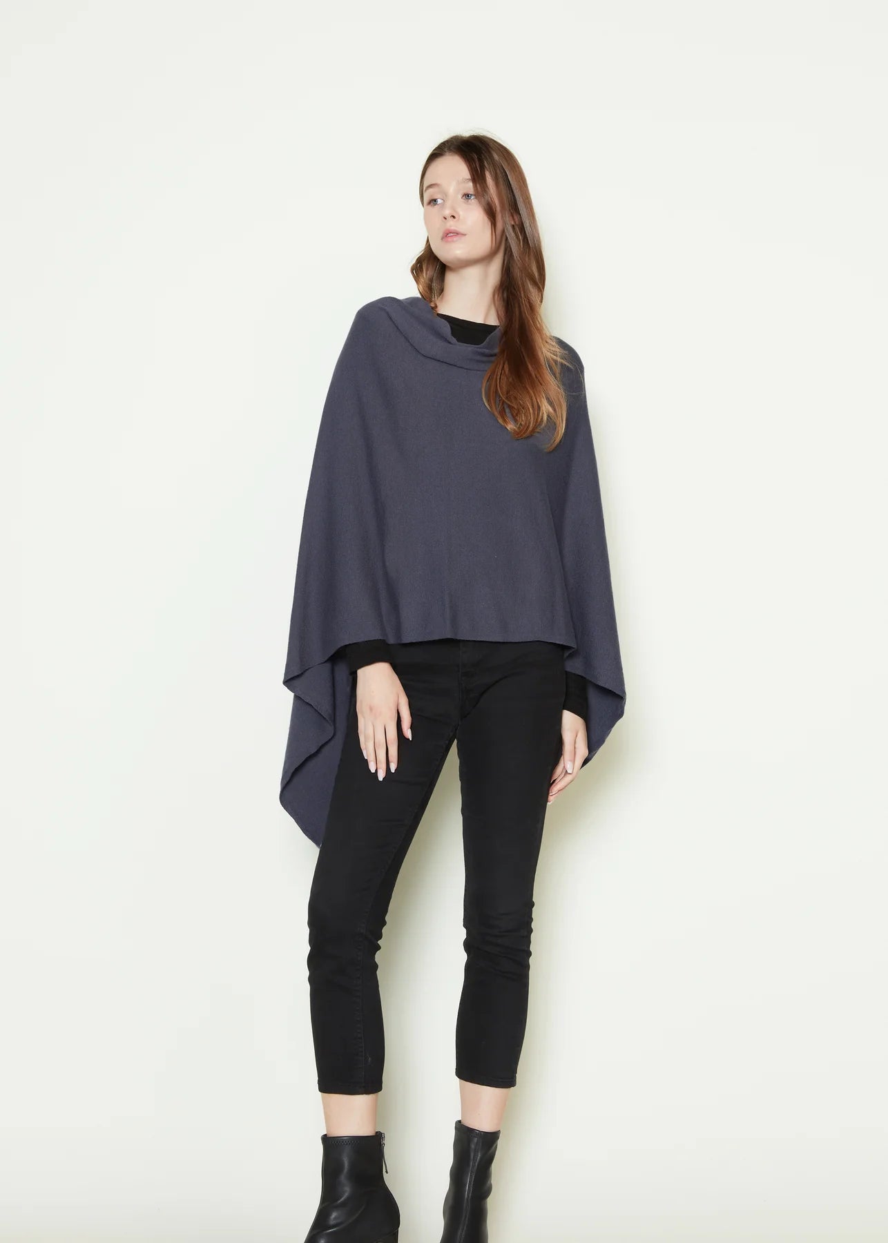 Basic Triangle Poncho by Look by M