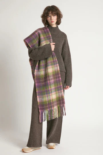 Grape Check Wool Scarf