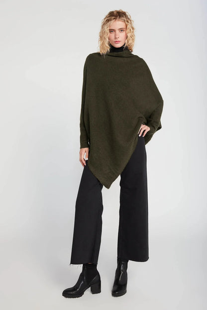 Triangle Poncho with Sleeves