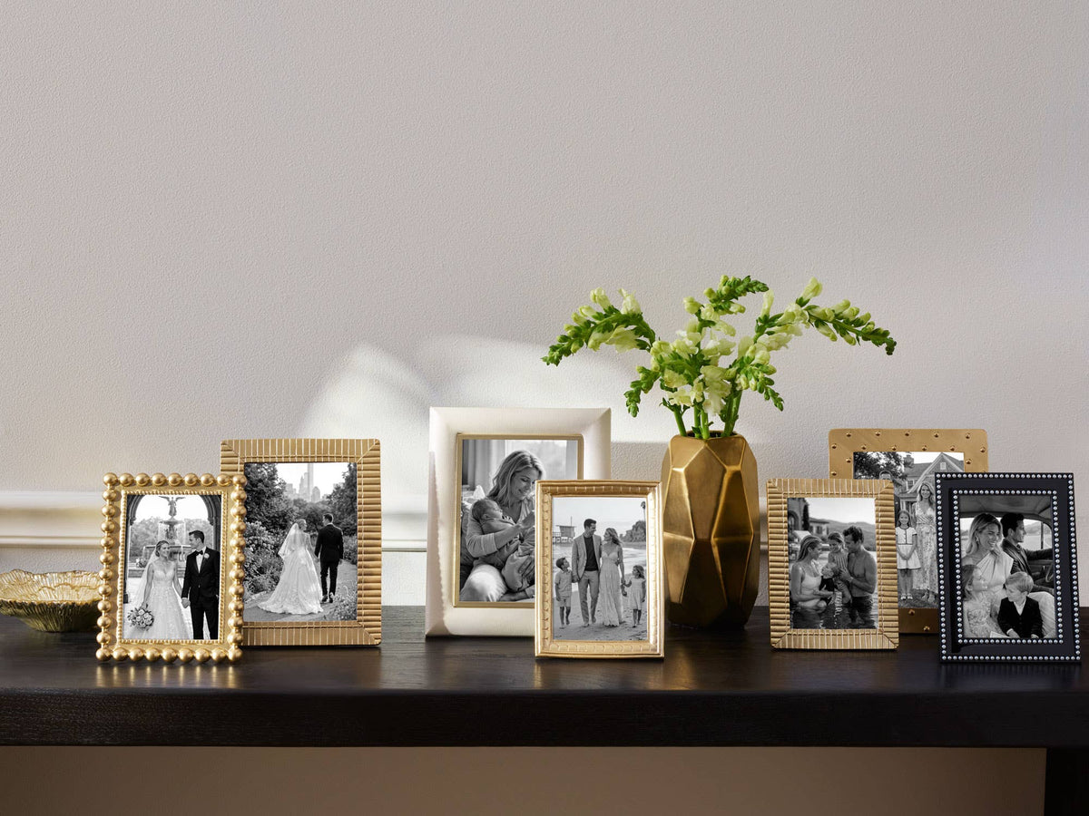 GOLD SCALLOP GILDED GLAM FRAME 5X7
