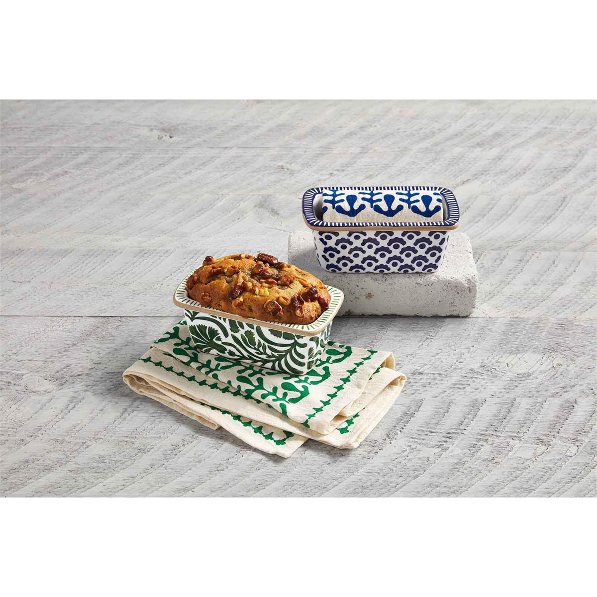 Mini Loaf Baker with Matching Towel